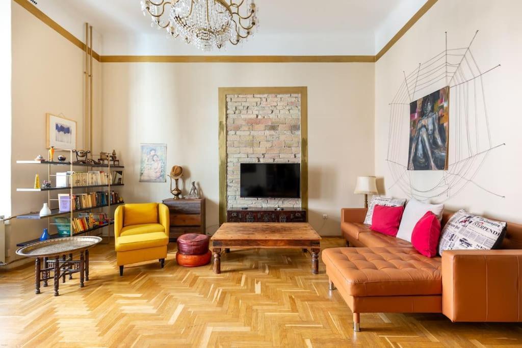 Bourgeois Boheme Apt. 88 M² City Center 布达佩斯 外观 照片