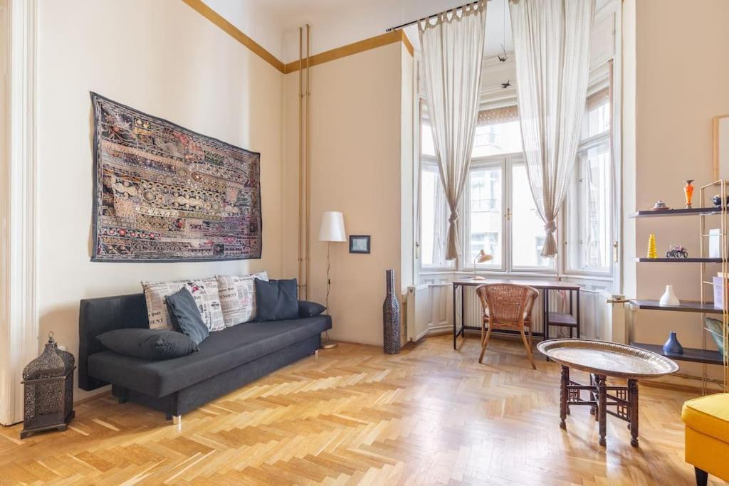 Bourgeois Boheme Apt. 88 M² City Center 布达佩斯 外观 照片